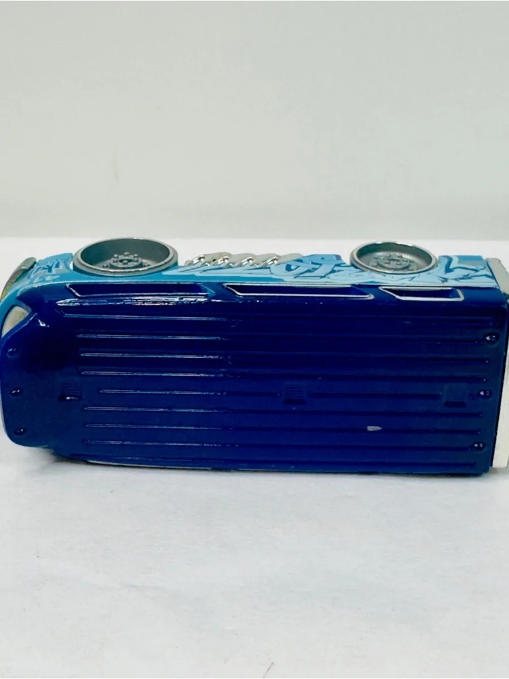 2011 Hot Wheels Mattel Bendy Bus Transporter Vehicle VO146 Loose Blue Toy A